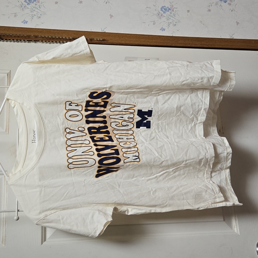 University of Michigan Wolverines T-Shirt NWT - Picture 9 of 9